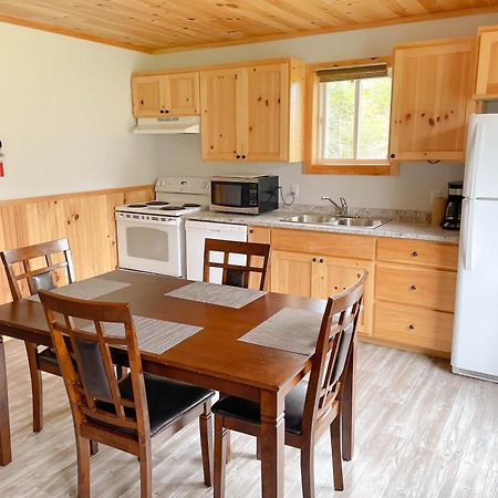 Hidden Acres Cottages Cavendish Buitenkant foto