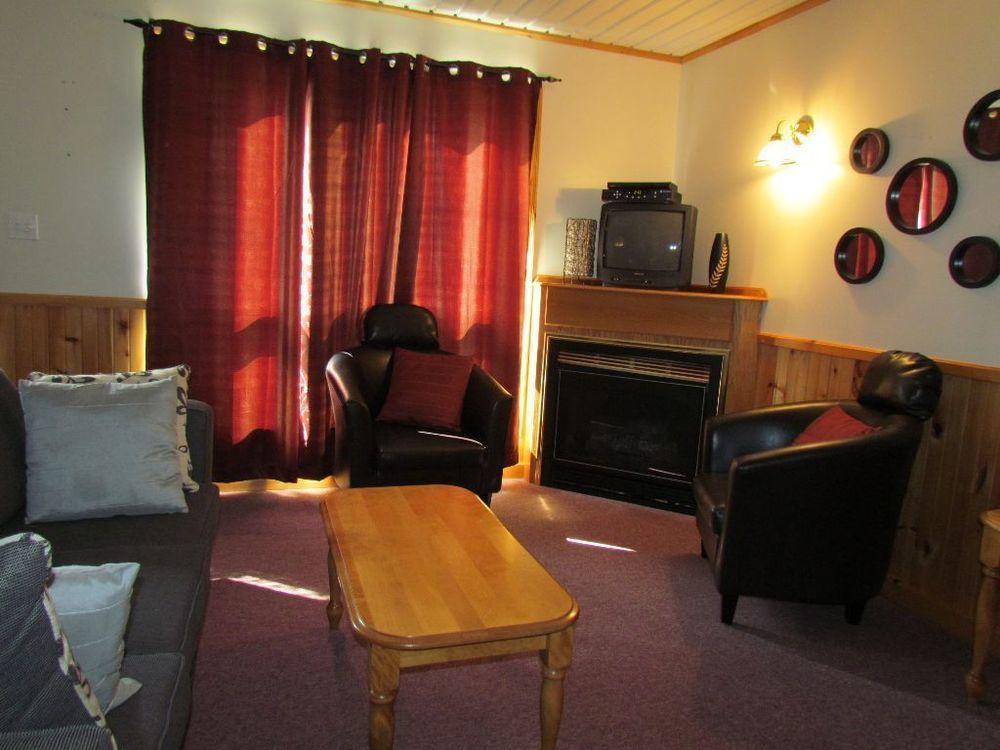 Hidden Acres Cottages Cavendish Buitenkant foto
