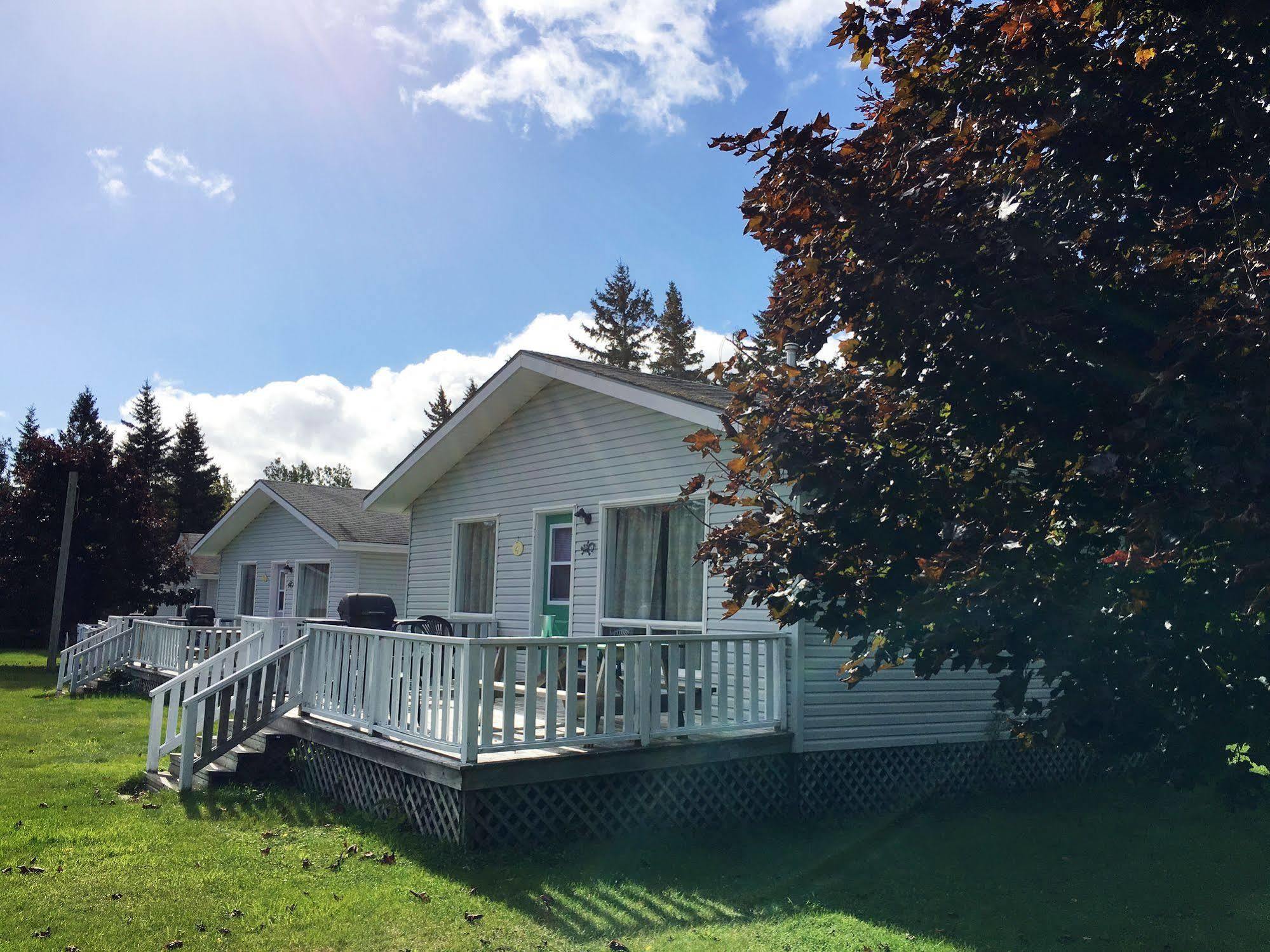 Hidden Acres Cottages Cavendish Buitenkant foto