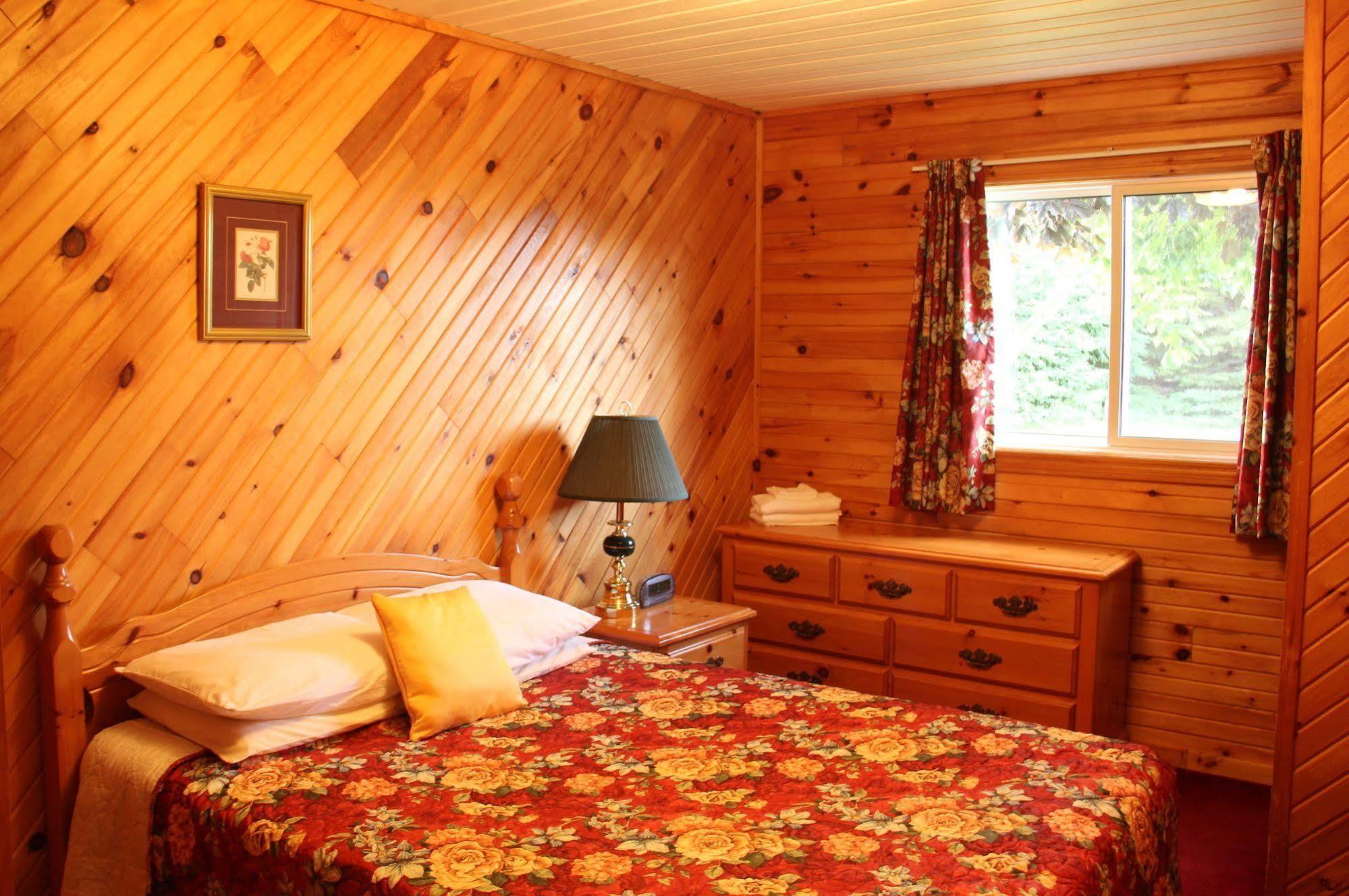 Hidden Acres Cottages Cavendish Buitenkant foto