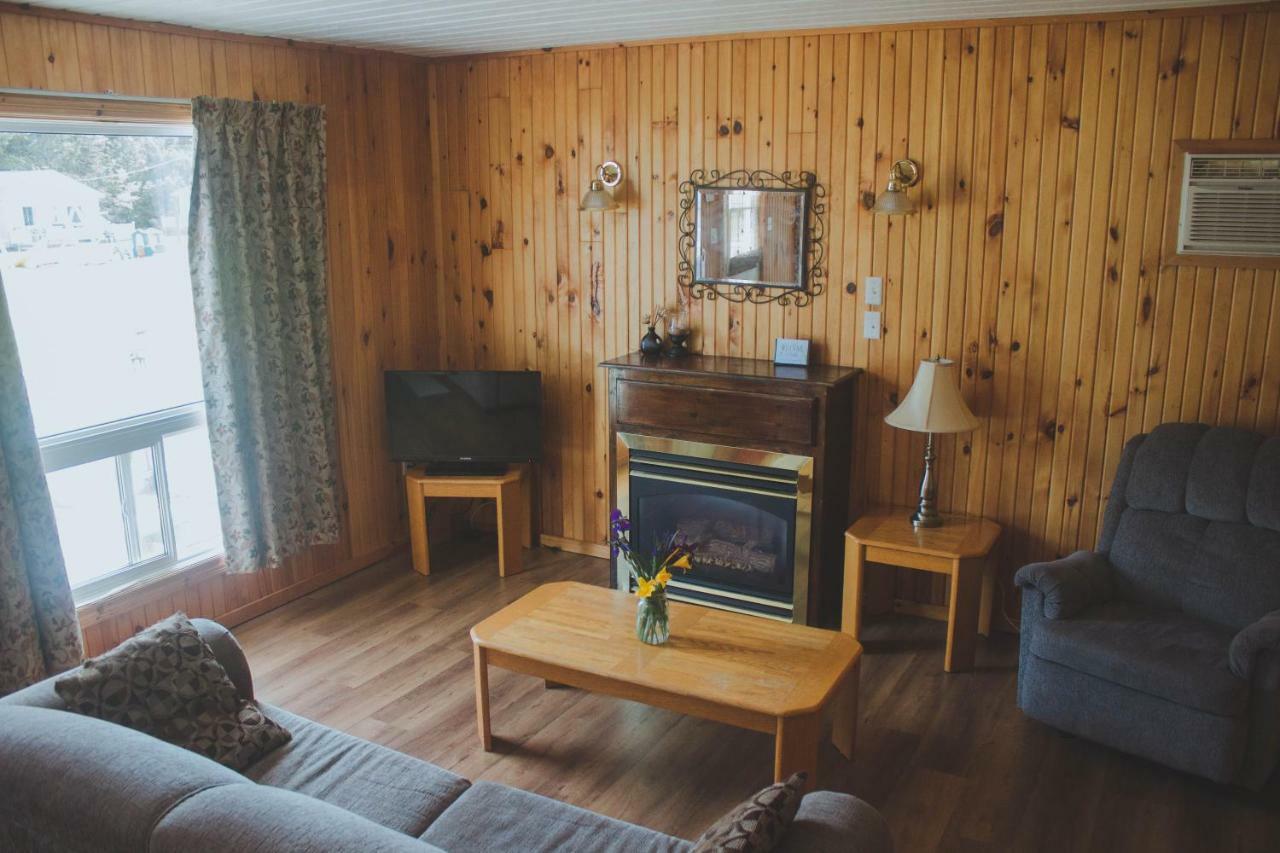 Hidden Acres Cottages Cavendish Buitenkant foto