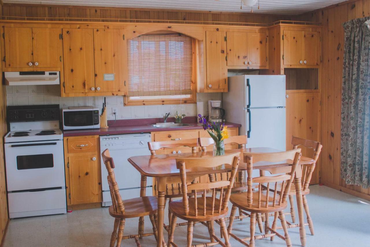 Hidden Acres Cottages Cavendish Buitenkant foto
